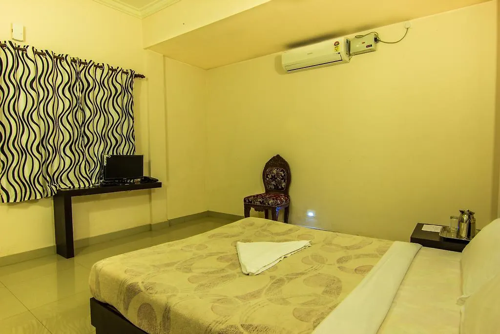 **  Vedanta Wake Up-Kumily Town Center Hotel India